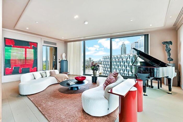 4 Bedroom Penthouse For Sale In Ambassador Building, Embassy Gardens, Nine Elms, London, SW11
