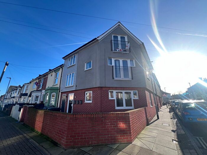 1 Bedroom Flat To Rent In Queens Road, Portsmouth, PO2