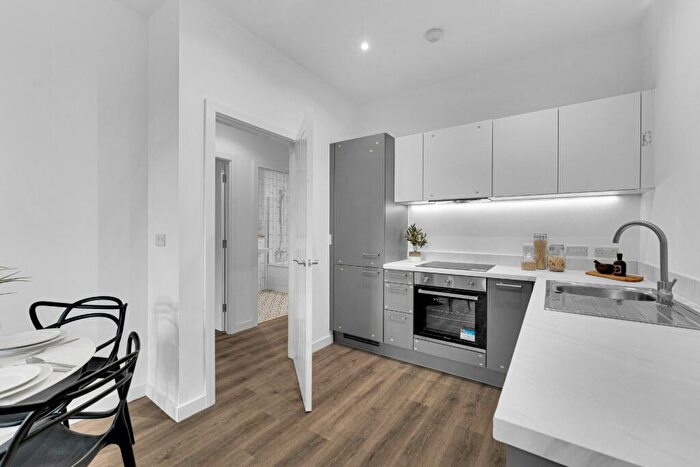 1 Bedroom Flat To Rent In Cotton Gardens, Union Mill, Vernon Street, Bolton, BL1
