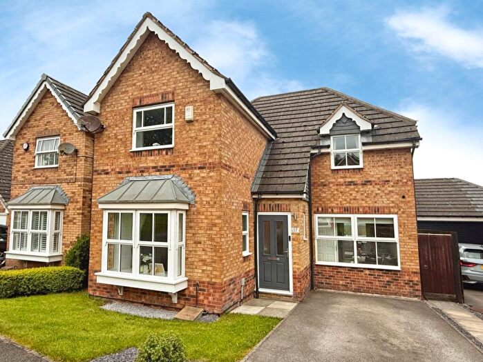 3 Bedroom Detached House For Sale In Rush Croft, Bradford, BD10