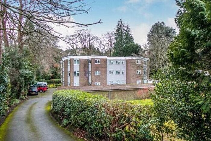 2 Bedroom Flat To Rent In Branksome Wood Road, Bournemouth, BH4