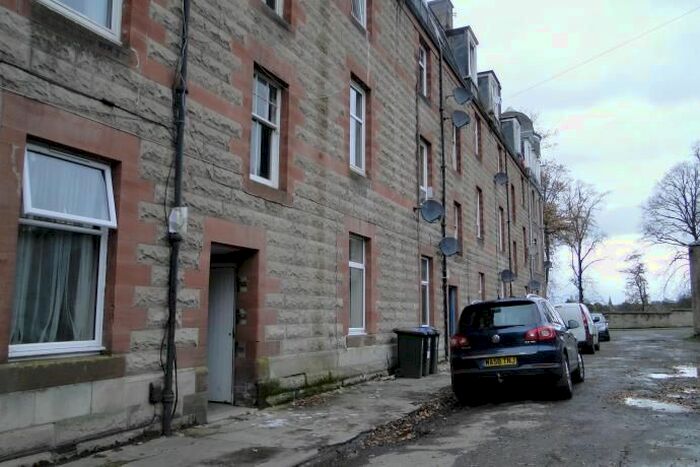 1 Bedroom Flat To Rent In Inch Head Terrace, Perth, PH2