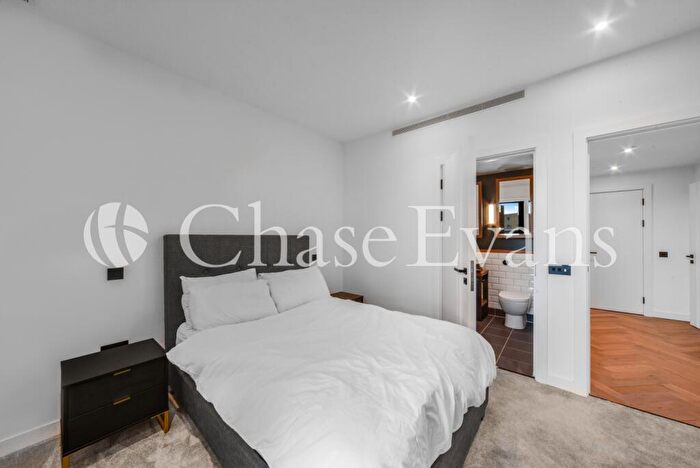 2 Bedroom Apartment To Rent In Merino Wharf, London Dock, Wapping, E1W
