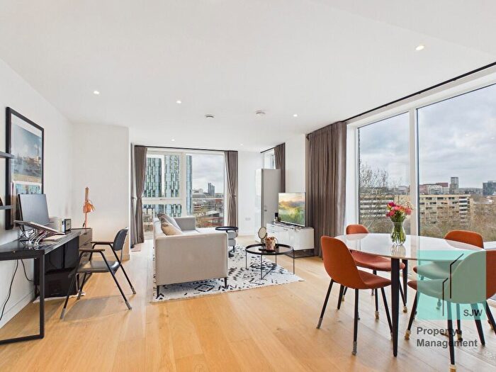 2 Bedroom Flat For Sale In Emerson Court Rodney Street, London, N1