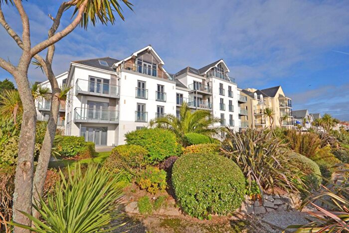 2 Bedroom Flat For Sale In Cliff Road, Falmouth, Cornwall, TR11