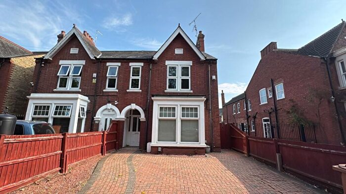 5 Bedroom Property To Rent In Broadway, Peterborough, PE1