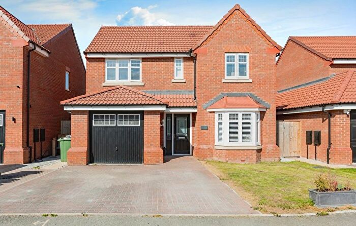 4 Bedroom Detached House For Sale In Midfield Drive, Selby, YO8