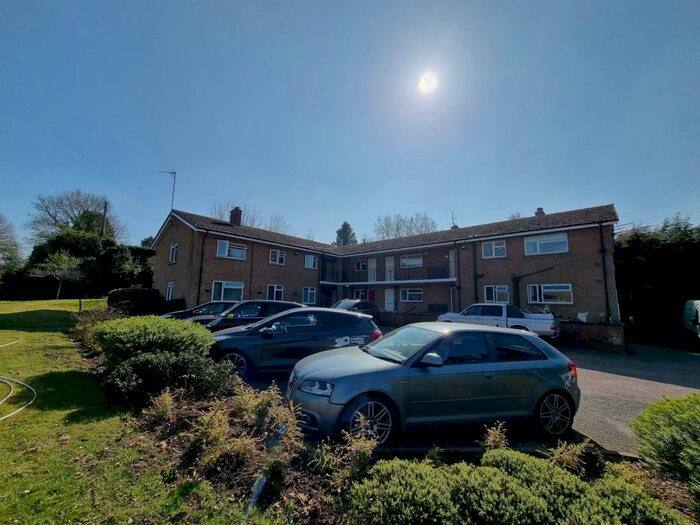 2 Bedroom Flat To Rent In Stakenbridge Lane, Churchill, Kidderminster, DY10