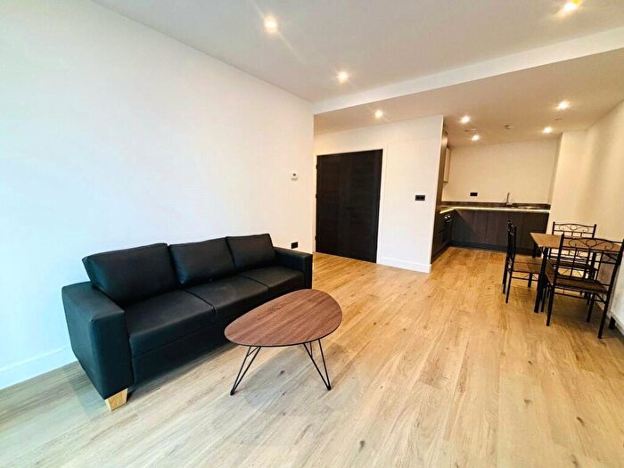 2 Bedroom Apartment To Rent In Snow Hill Wharf, Shadwell Street, Birmingham, B4