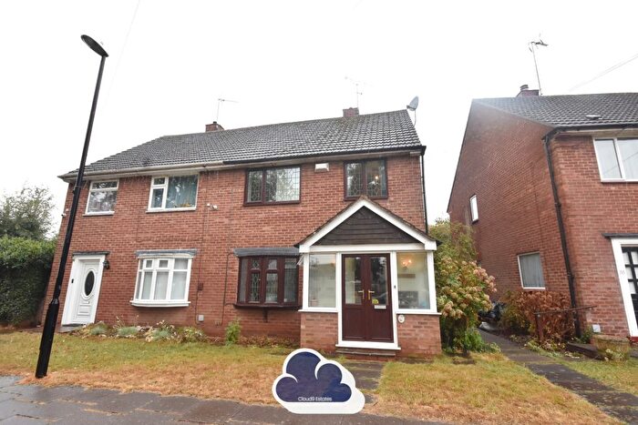 3 Bedroom Semi-Detached House For Sale In Gravel Hill, Coventry, CV4