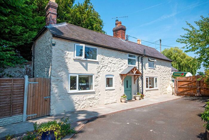 3 Bedroom Detached House For Sale In Maesbury Marsh, Oswestry, SY10