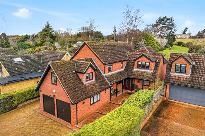 4 Bedroom Detached House For Sale In High Street, Clophill, Bedfordshire, MK45