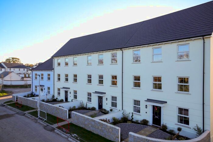 5 Bedroom Terraced House For Sale In Beer Grove, Bovey Tracey, Newton Abbot, TQ13