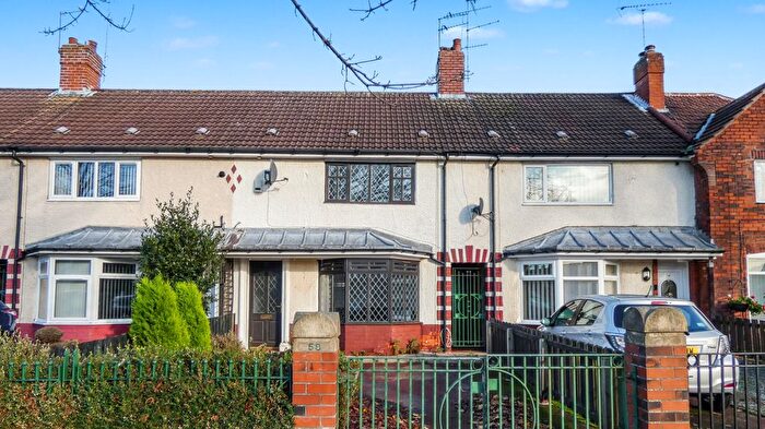 2 Bedroom Terraced House For Sale In York Road, Hull, HU6