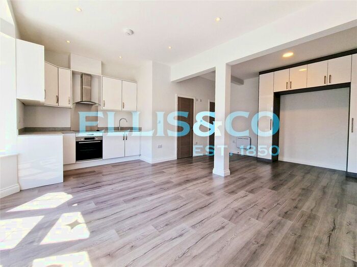 Studio To Rent In Station Road, Harrow, HA1