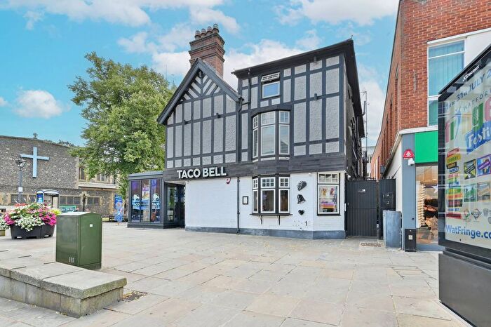 1 Bedroom Flat To Rent In High Street, Watford, Watford, WD17