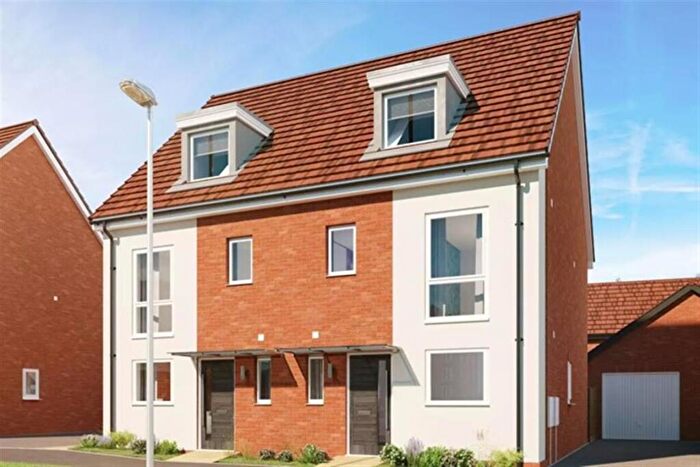 4 Bedroom Semi Detached House For Sale In Barrington Road, Goring-By-Sea, Worthing, BN12