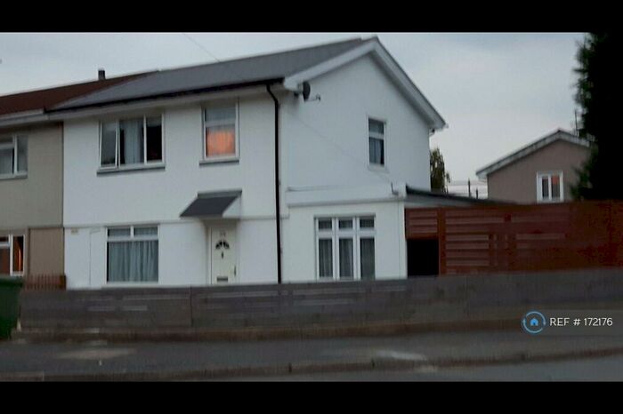 6 Bedroom Semi-Detached House To Rent In Halcot Avenue, Bexleyheath, DA6