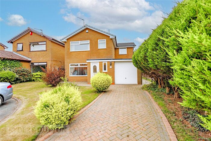 3 Bedroom Detached House For Sale In Oakwood, Firwood Park, Chadderton, OL9