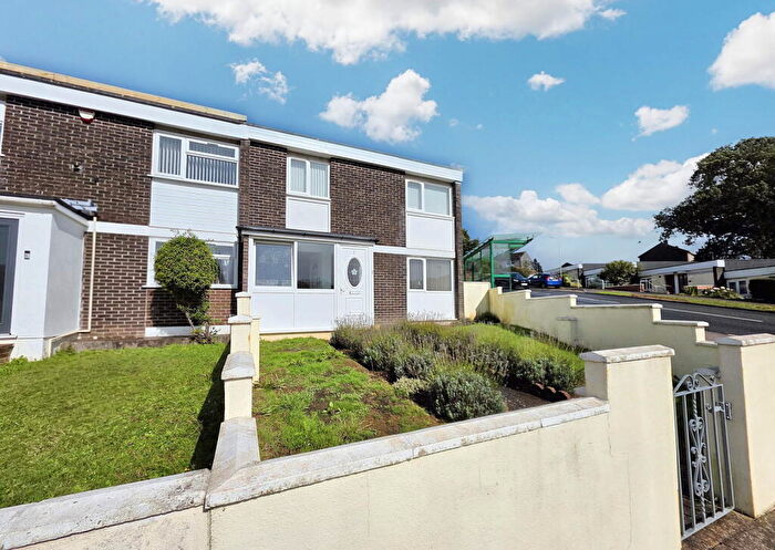3 Bedroom End Of Terrace House For Sale In Southway, Plymouth, PL6