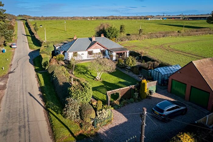 3 Bedroom Detached Bungalow For Sale In Flashbrook, Newport, TF10