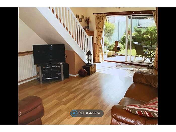 2 Bedroom Terraced House To Rent In Vineyard Close, Southampton, SO19