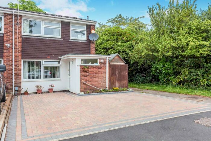 3 Bedroom End Of Terrace House To Rent In Woodlands Fleet, GU51