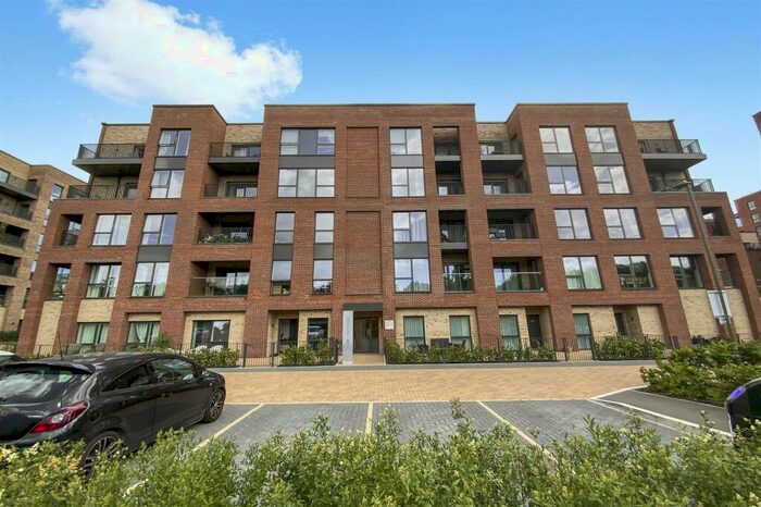 2 Bedroom Flat To Rent In Achill Close, Colindale, London, NW9