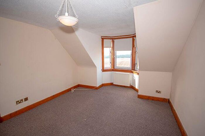 2 Bedroom Detached House For Sale In Carnock Road, Gowkhall, KY12