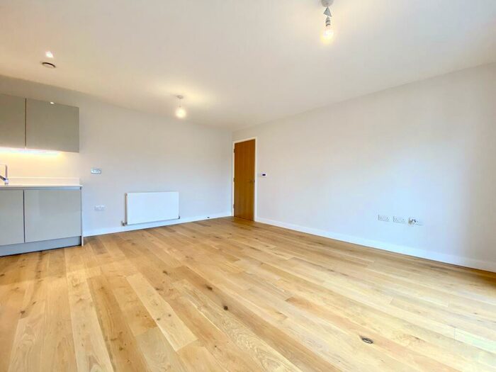 2 Bedroom Apartment To Rent In Wapping Wharf, Abel Yard, BS1
