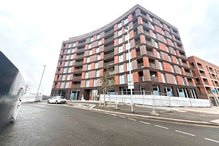 1 Bedroom Flat To Rent In Mulberry Circus, Barking, IG11