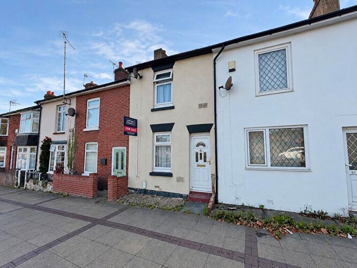2 Bedroom Cottage For Sale In Portland Street, Fareham, PO16