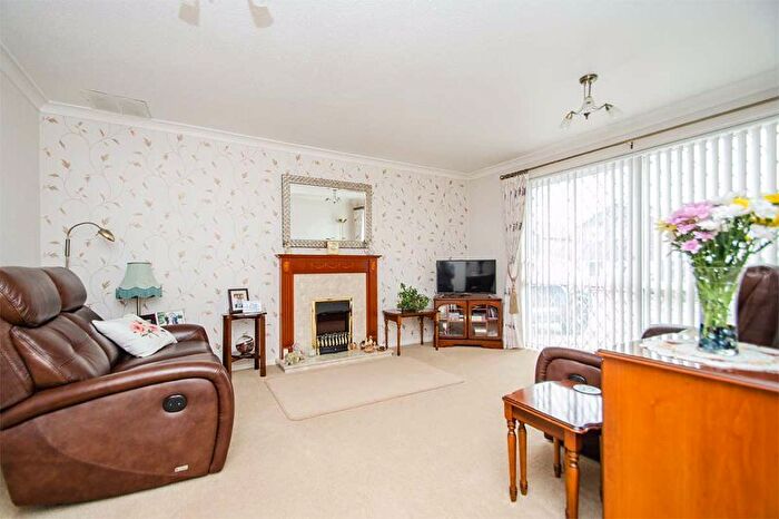 4 Bedroom Detached House For Sale In St. Peters Road, Burntwood, WS7