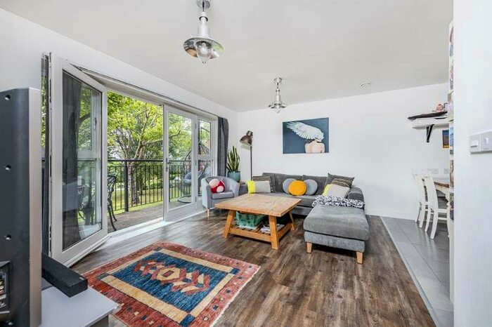 2 Bedroom Apartment To Rent In Guardhouse Way, Mill Hill East, NW7