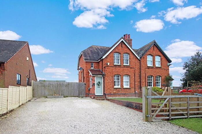 3 Bedroom Semi-Detached House For Sale In Bond End, Monks Kirby, Rugby, CV23