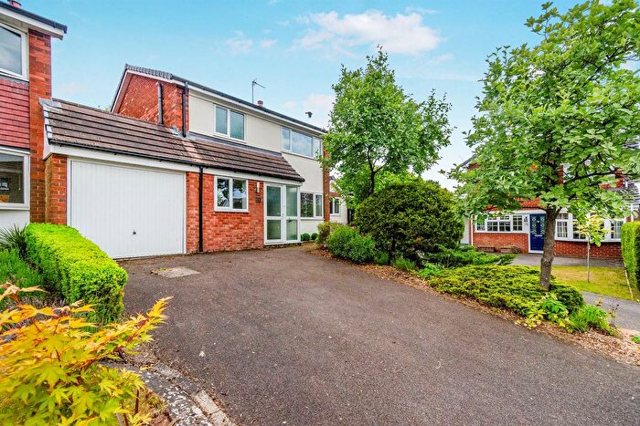 3 Bedroom Link Detached House For Sale In Royal Oak Drive, Bishops Wood, Stafford, ST19