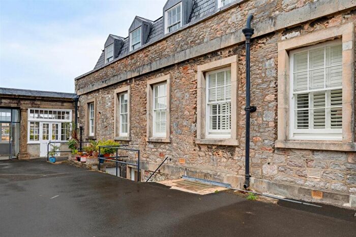 1 Bedroom Apartment For Sale In Craigie Drive, Plymouth, PL1