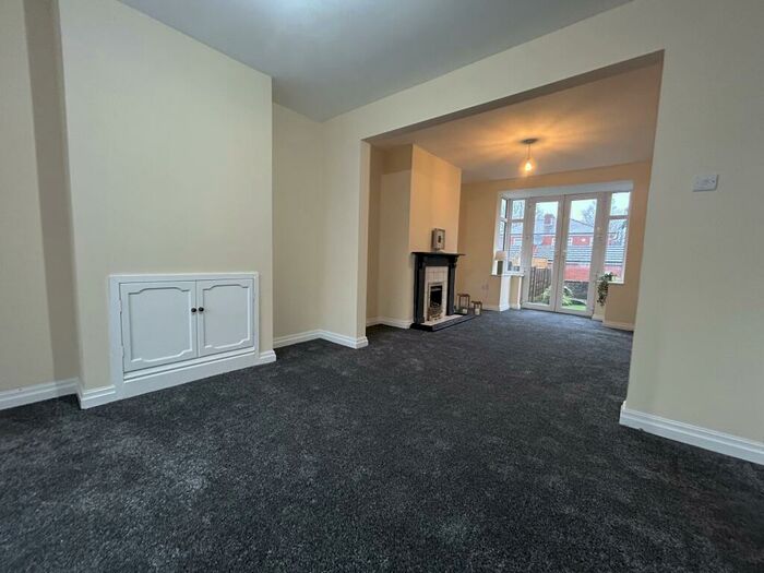 3 Bedroom House To Rent In Limefield Avenue, Farnworth, BL4