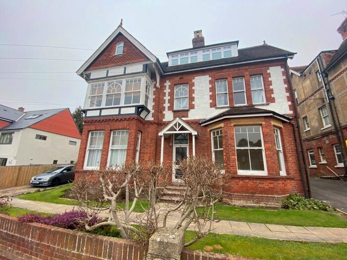 1 Bedroom Flat To Rent In Molyneux Park Road, Tunbridge Wells TN4