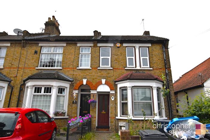 1 Bedroom Maisonette To Rent In Chestnut Road, Enfield, Greater London, EN3