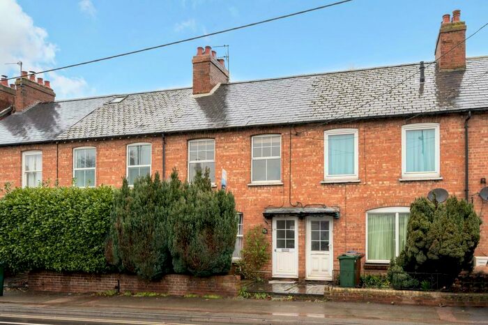 3 Bedroom Terraced House To Rent In Field Street, Bicester, OX26