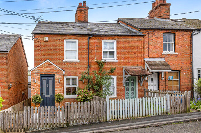 2 Bedroom End Of Terrace House For Sale In Rose Hill, Binfield, Bracknell, RG42