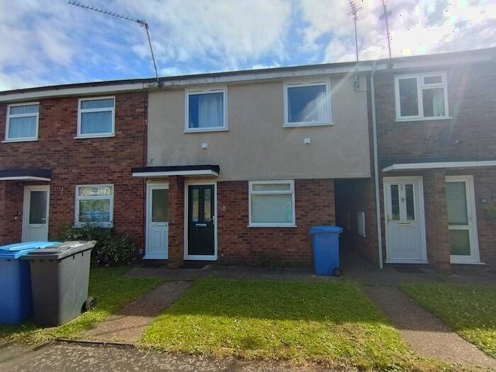 1 Bedroom Flat To Rent In Henstead Gardens, Ipswich, IP3