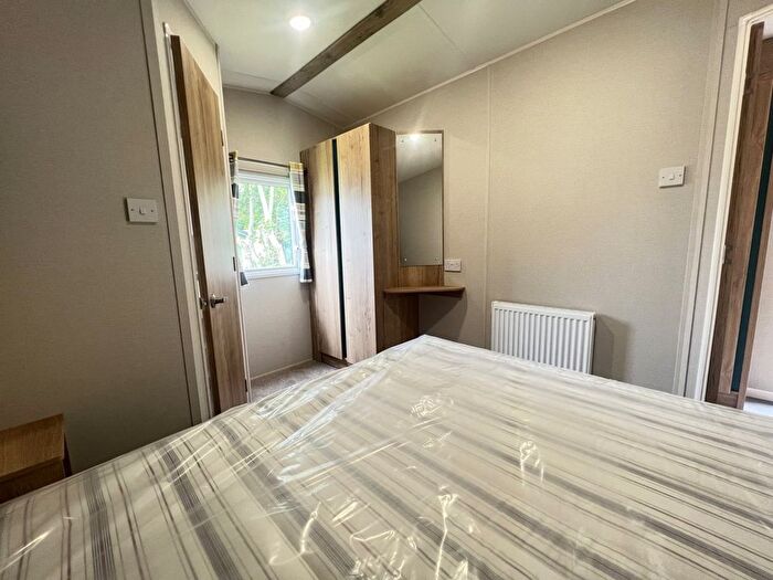 2 Bedroom Mobile/park Home For Sale In Capernwray, Carnforth, LA6