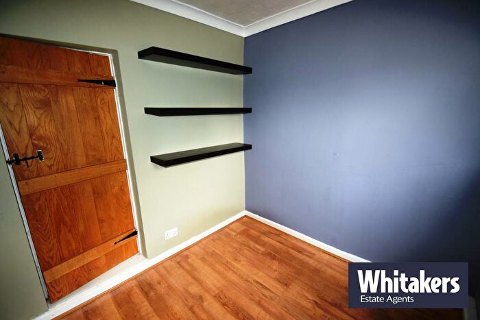 2 Bedroom Cottage To Rent In Church Street, Sutton, HU7