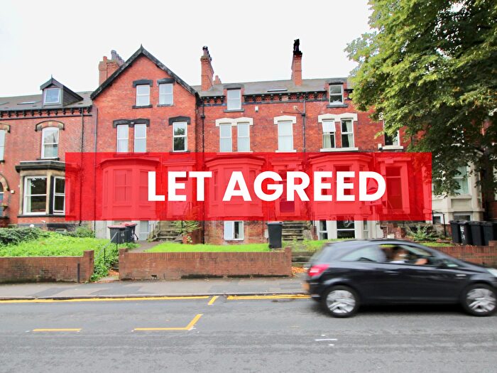 9 Bedroom Terraced House To Rent In Cardigan Road, Leeds, LS6