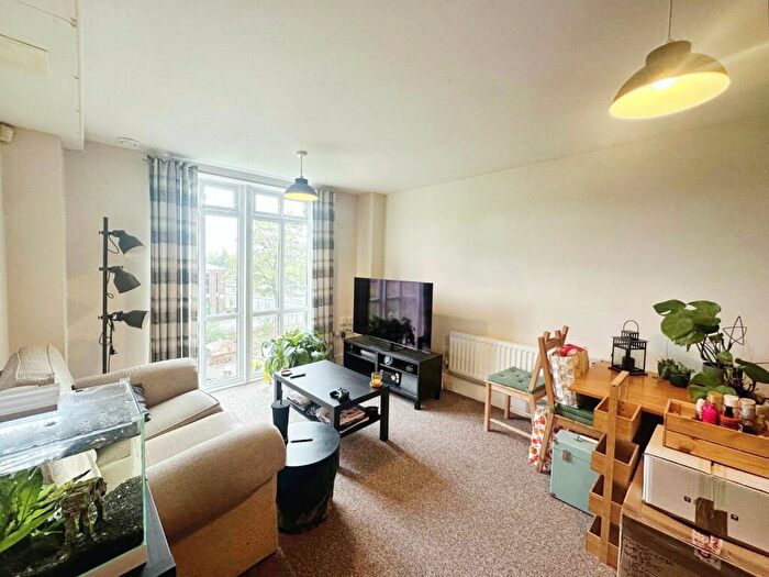2 Bedroom Flat To Rent In Wellington Road, Eccles, Manchester, M30