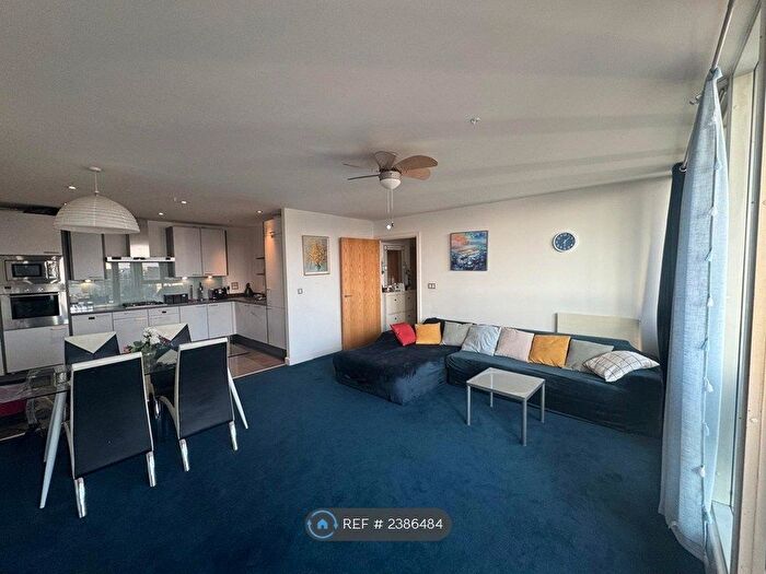 2 Bedroom Flat To Rent In Eastern Quay Apartments, London, E16