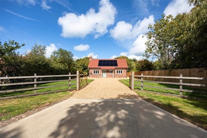2 Bedroom Detached House For Sale In Cranmore, Isle Of Wight, PO41