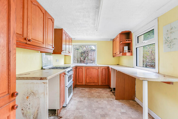 2 Bedroom Terraced House For Sale In Church Road, Portslade, Brighton, BN41